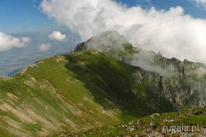 Vârful Omu (2507 m)