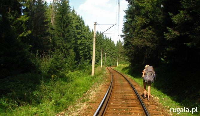 Idąc linią kolejową Zwardoń - Bielsko-Biała