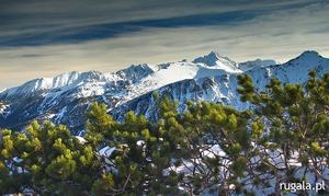 Przełęcz Kondracka - widok na Tatry Wysokie