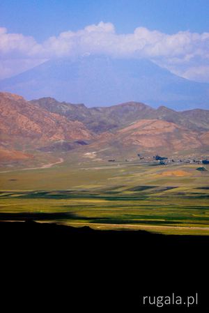 Ararat - widok z drogi do Doğubeyazıt