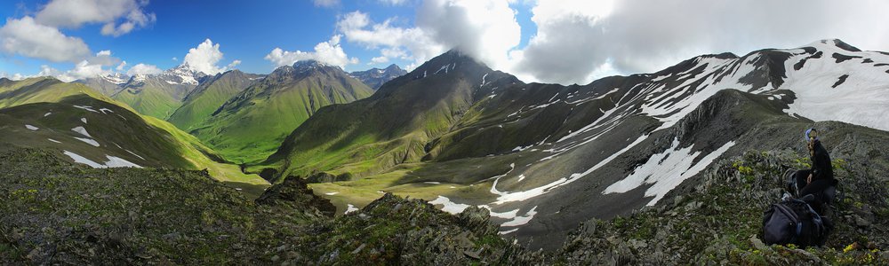 Chaukhi Pass - 3277 m