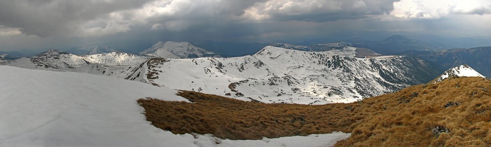 Buhăescu Mic - 2221 m
