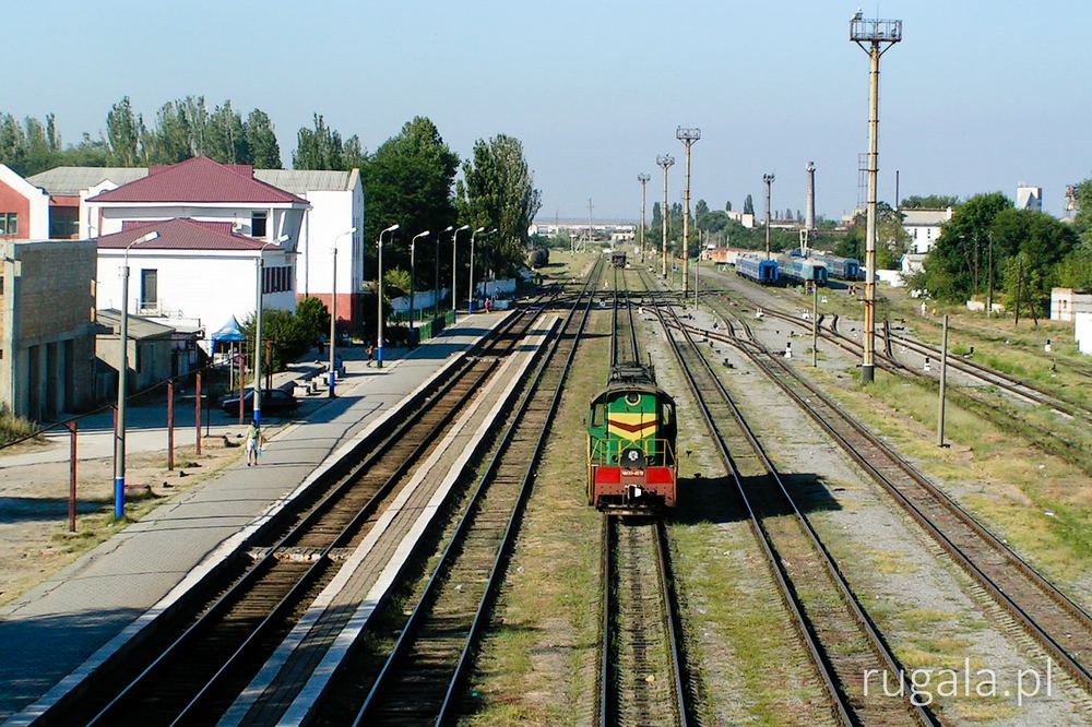 Dworzec kolejowy, Teodozja