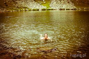 Szybka kąpiel w Popowokapskim Jeziorze