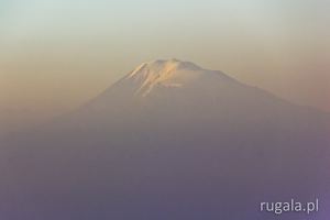 Widok na Ararat z Aragacu