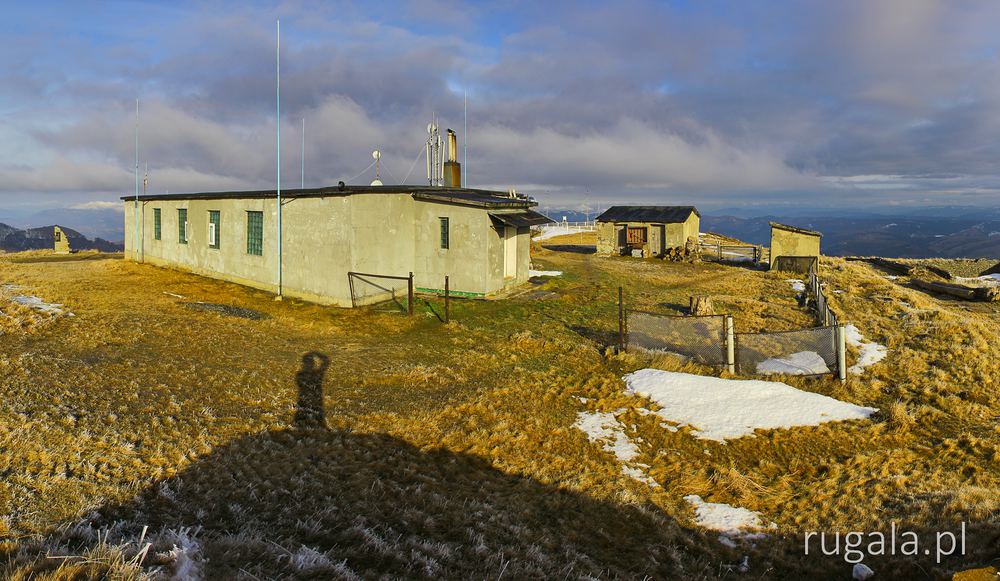 Stacja meteo na górze Płaj