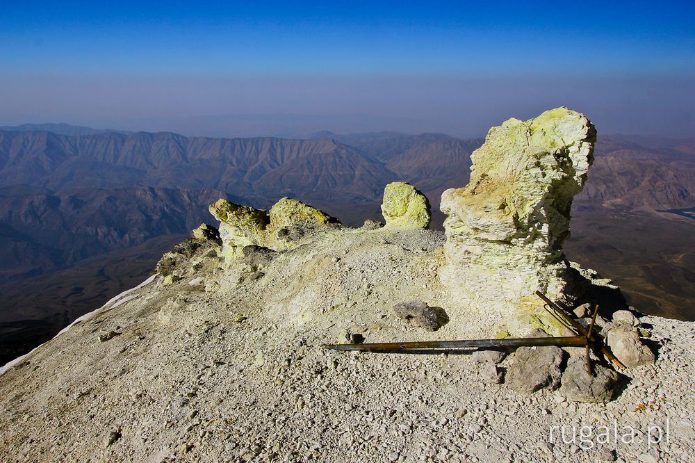 Siarkowe wykwity na Damawandzie (5315 m)