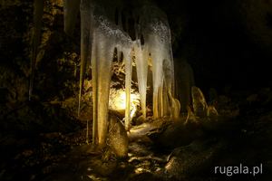 Lodowe stalagnaty, Jaskinia Mylna