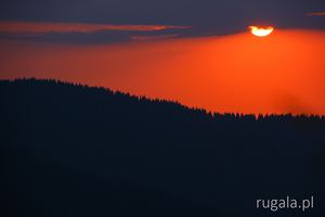 Zachód słońca nad Górami Rachowskimi