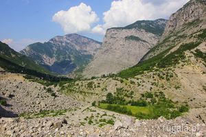 W kanionie rzeki Cem, Prokletije, Albania