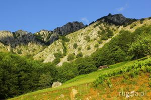 Masyw Vârful lui Stan od Șaua Arșasca - 900 m