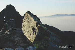 Rysy - widok ze słowackiego wierzchołka na Wysoką i Ciężki Szczyt