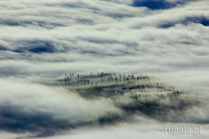 Chmury w Kotlinie Orawskiej