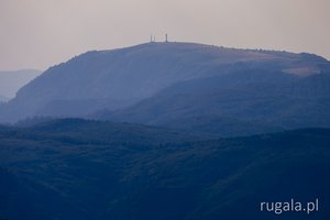Vf. Igniș (1307 m) z Gutâiul Doamnei (1424 m)