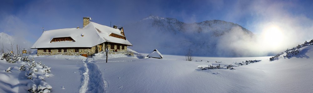 Mountain hut in Valley of the Five Polish Lakes - 1671 m